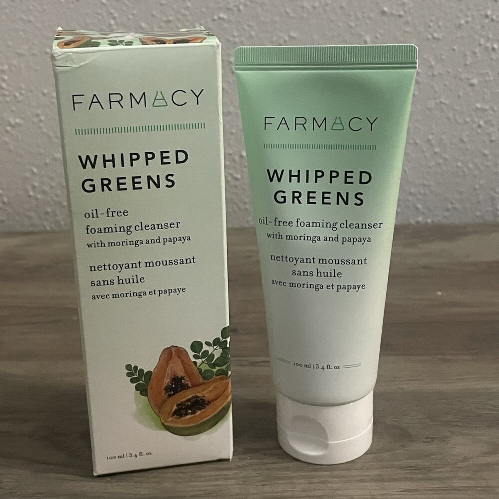Farmacy Whipped Greens Oil-free Foaming Cleanser with Moringa and Papaya 100 ml